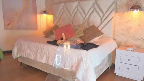 Snapshot of kylle_2050 chatting on March 8, 2025, 11:48 am Kyle online show from March 8, 2025, 11:48 am