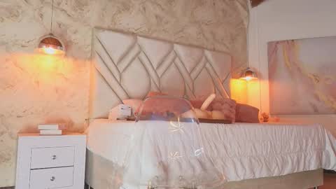 Snapshot of kylle_2050 chatting on October 22, 2025, 11:21 am Kyle online show from October 22, 2025, 11:21 am