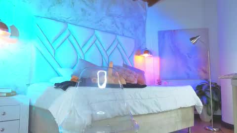 Snapshot of kylle_2050 chatting on November 8, 2025, 11:21 am Kyle online show from November 8, 2025, 11:21 am