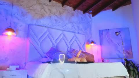 Snapshot of kylle_2050 chatting on November 14, 2025, 11:20 am Kyle online show from November 14, 2025, 11:20 am