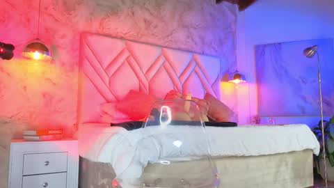 Snapshot of kylle_2050 chatting on November 15, 2025, 11:29 am Kyle online show from November 15, 2025, 11:29 am