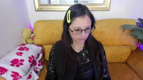 Snapshot of kyomi_chang chatting on June 2, 2026, 1:02 pm Kyomi online show from June 2, 2026, 1:02 pm