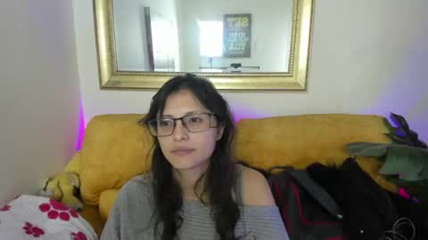 Snapshot of kyomi_chang chatting on June 22, 2026, 12:35 pm Kyomi online show from June 22, 2026, 12:35 pm
