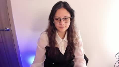 Snapshot of kyomi_chang chatting on July 3, 2026, 12:44 pm Kyomi online show from July 3, 2026, 12:44 pm