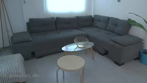 schedule 300 pm - 1100pm colombia time online show from October 10, 2025, 9:58 pm