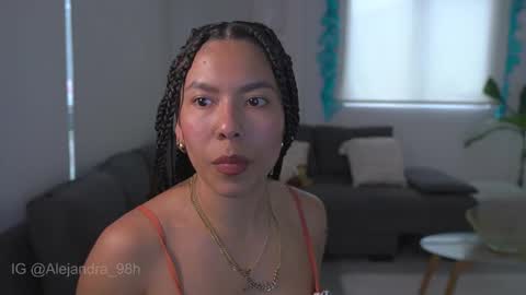 schedule 300 pm - 1100pm colombia time online show from December 18, 2025, 10:16 pm