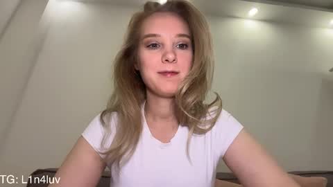 Snapshot of l1n4luv chatting on May 6, 2026, 5:29 pm lina online show from May 6, 2026, 5:29 pm