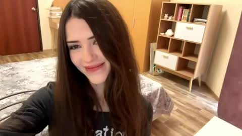 Snapshot of l1sa_bun chatting on May 24, 2026, 3:28 pm Alice online show from May 24, 2026, 3:28 pm