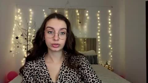 Margo  online show from January 7, 2026, 2:19 pm