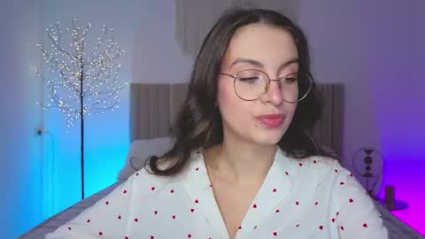 Margo  online show from February 28, 2026, 3:02 pm