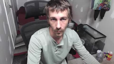 l1v1nth3dr3am online show from October 31, 2025, 3:07 am