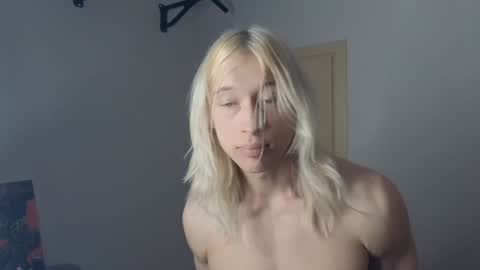 Adonis online show from December 19, 2024, 4:02 am