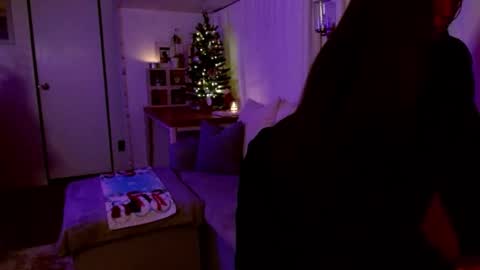  Giselle  online show from December 14, 2024, 4:34 am