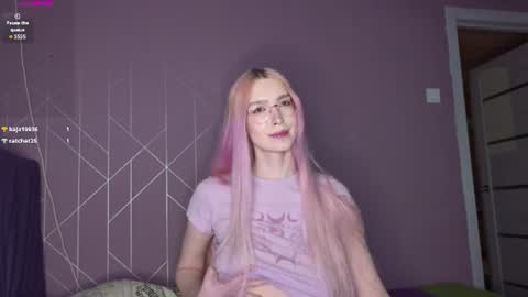 Evie online show from July 2, 2026, 4:24 pm