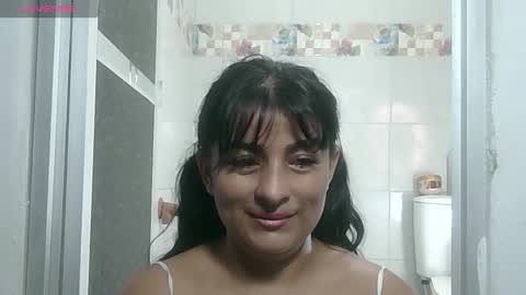 la_wuaifu1 online show from November 8, 2025, 9:24 pm