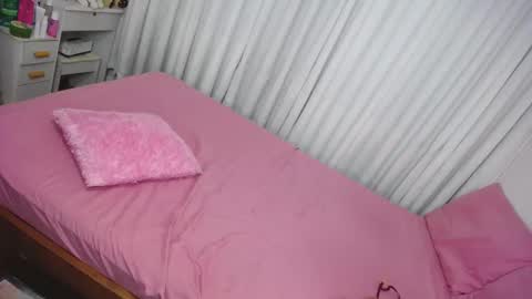 CARLA online show from February 20, 2025, 2:18 am