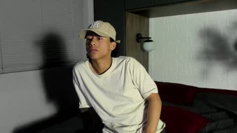 labrinthteasing online show from February 7, 2026, 3:05 pm