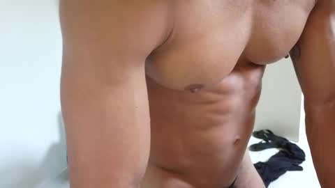 Snapshot of lacasadelosmunecosbq chatting on April 29, 2026, 5:30 pm Bruno Smith online show from April 29, 2026, 5:30 pm