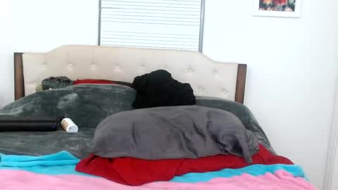 Lacey Phoenix online show from February 16, 2025, 4:20 am