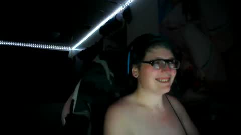 Snapshot of laceysweets27 chatting on June 24, 2026, 11:59 pm laceysweets27 online show from June 24, 2026, 11:59 pm