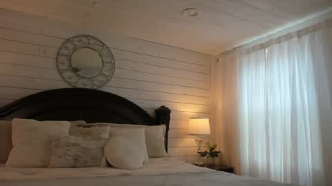 lacii_lo online show from July 10, 2026, 2:41 pm