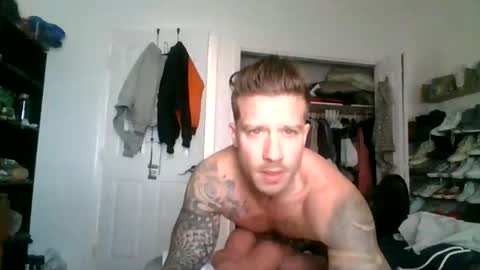 lacrioxcum18 online show from December 22, 2024, 8:14 pm