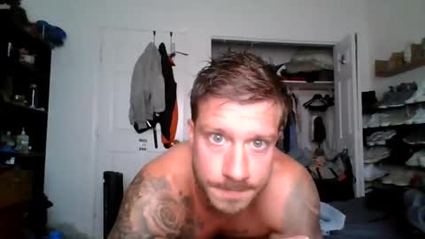 lacrioxcum18 online show from October 22, 2025, 4:40 pm