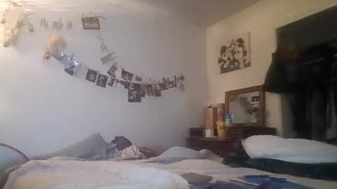 lacybell online show from January 6, 2026, 5:33 am