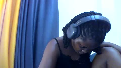 Snapshot of ladar_ chatting on March 4, 2026, 5:02 am vida online show from March 4, 2026, 5:02 am