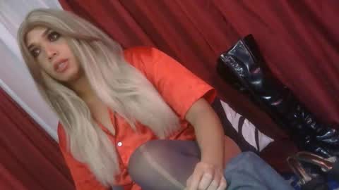 Snapshot of lady_athenax chatting on June 8, 2026, 9:04 pm Athena online show from June 8, 2026, 9:04 pm