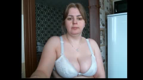 Snapshot of lady_cute_cat chatting on February 2, 2026, 2:21 am lady cute cat29 online show from February 2, 2026, 2:21 am
