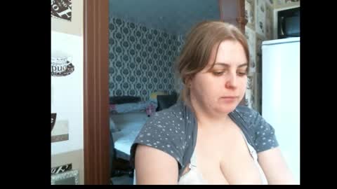 Snapshot of lady_cute_cat chatting on March 2, 2026, 5:52 am lady cute cat29 online show from March 2, 2026, 5:52 am