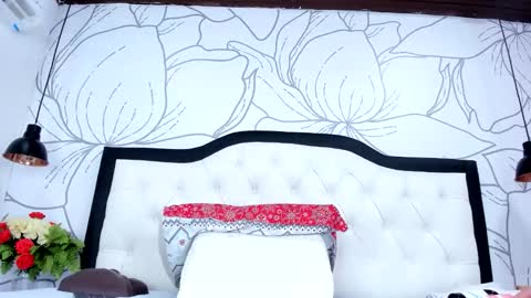 Snapshot of lady_falcon chatting on May 30, 2026, 2:30 am LADY online show from May 30, 2026, 2:30 am