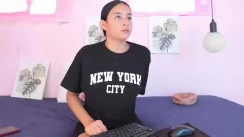 Leidy online show from September 16, 2025, 2:29 pm