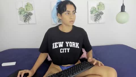 Leidy online show from November 14, 2025, 2:05 pm