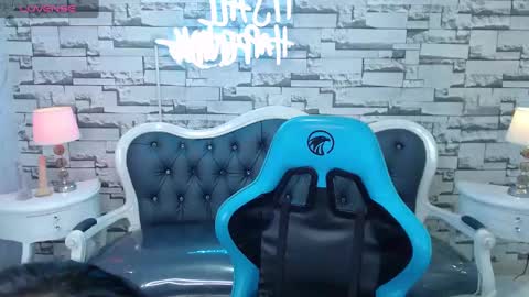 Lady Violet Bridgerton online show from January 26, 2025, 11:39 am