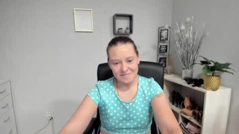 ALESSA online show from July 3, 2026, 5:36 am
