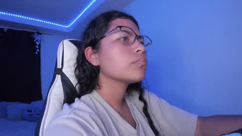  Lady  online show from December 29, 2024, 4:05 am