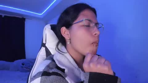  Lady  online show from January 22, 2025, 1:10 am