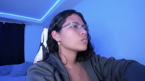  Lady  online show from February 1, 2025, 8:08 am