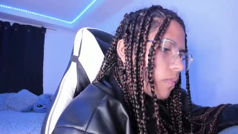  Lady  online show from February 7, 2025, 6:03 am