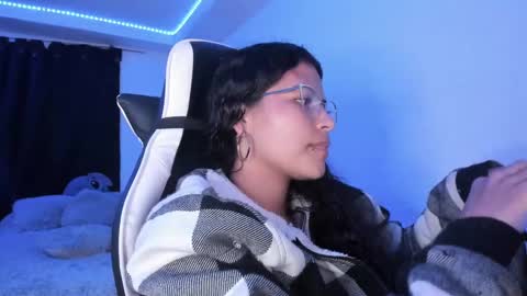  Lady  online show from March 10, 2025, 5:11 am