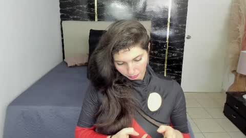 Snapshot of ladydanna chatting on June 10, 2026, 4:17 pm Danna................. online show from June 10, 2026, 4:17 pm