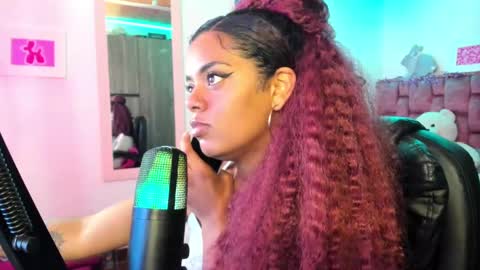 leidy daniela online show from December 17, 2024, 8:21 pm