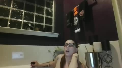 ladyharley828 online show from October 12, 2025, 2:10 am