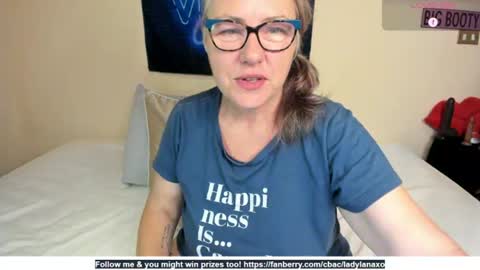 Snapshot of ladylanaxo chatting on July 5, 2026, 4:07 am Next Stream online show from July 5, 2026, 4:07 am