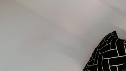 its Katniss online show from October 18, 2025, 2:40 pm