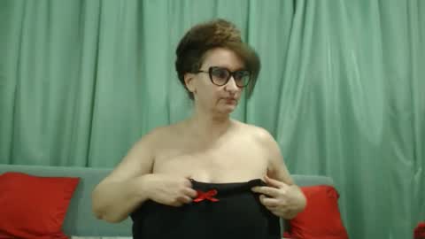 Nicole online show from March 13, 2026, 2:12 pm