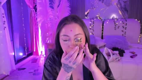 Lady  online show from March 27, 2026, 6:30 am