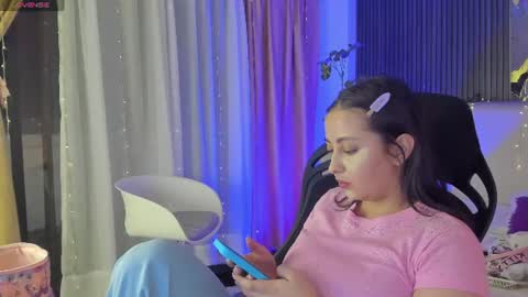 Snapshot of ladysweetts chatting on June 21, 2026, 3:53 am Lady online show from June 21, 2026, 3:53 am